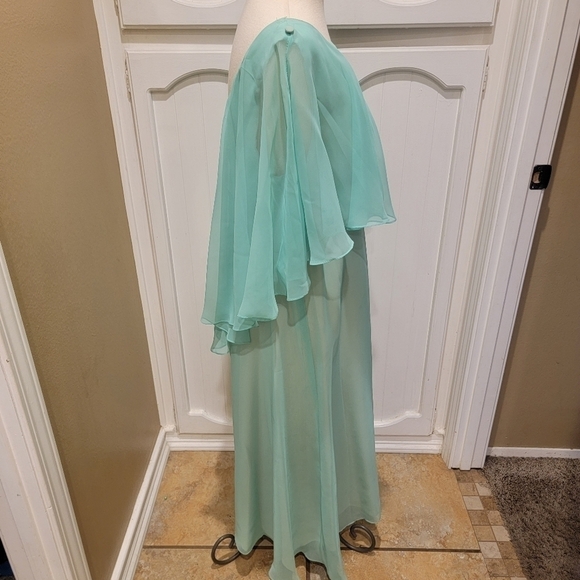 VINTAGE 70s pale green chiffon maxi dress 👗 - Picture 6 of 11
